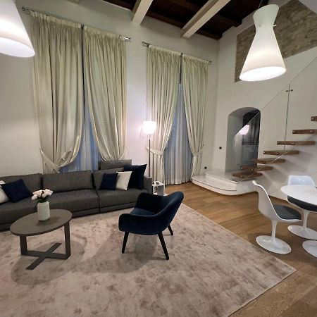 Elegante Appartamento Borgo San Jacopo Florence Buitenkant foto