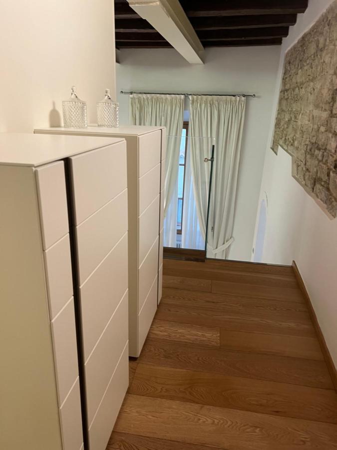 Elegante Appartamento Borgo San Jacopo Florence Buitenkant foto