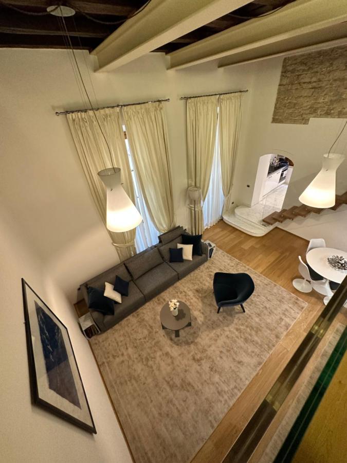 Elegante Appartamento Borgo San Jacopo Florence Buitenkant foto